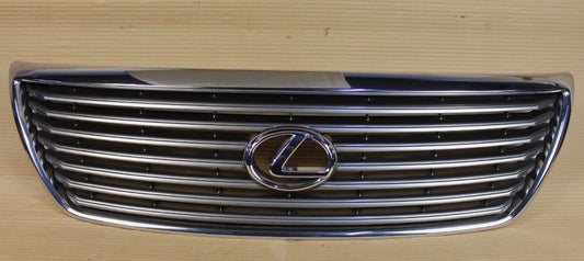 Used Lexus LS430 2000-2006 Front Grille Upper | لكزس LS430 شبك أمامي علوي