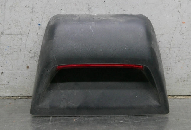 Used Lexus LS430 2000-2006 Third Brake Light | لكزس LS430 ضوء فرامل ثالث علوي