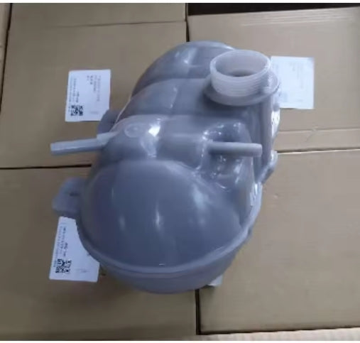 Radiator Expansion Tank with Cover, Ford Mustang 2015–2022, خزان المبرد مع الغطاء, بديل لفورد موستانج 2015–2022،