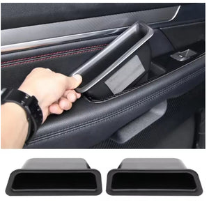 2PCS Side Door Handle Inner Armrest Pocket – Phone Storage Box Cover, Interior Organizer Accessories for Ford Mustang 2015–2021  جيب تخزين داخلي لمقبض باب السيارة – منظم لفورد موستانج 2015–2021