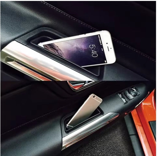 2PCS Side Door Handle Inner Armrest Pocket – Phone Storage Box Cover, Interior Organizer Accessories for Ford Mustang 2015–2021  جيب تخزين داخلي لمقبض باب السيارة – منظم لفورد موستانج 2015–2021
