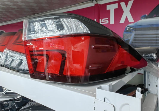 Used Lexus RX Tail Lights (Driver & Passenger Side) | 2019–2022 Original فوانيس خلفية لكزس RX أصلية مستعملة (يمين + يسار) موديلات 2019–2022