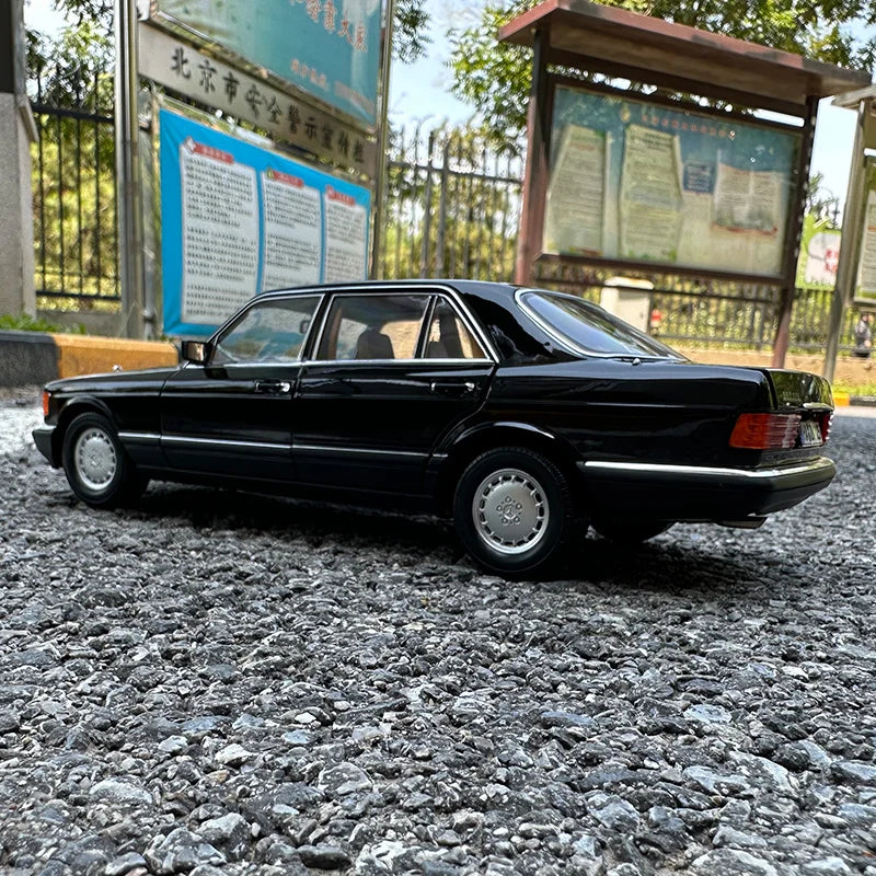 1:18 Mercedes accessoires 560SEL  S class accessories1989 diecast نموذج مرسيدس اس كلاس كلاسيك