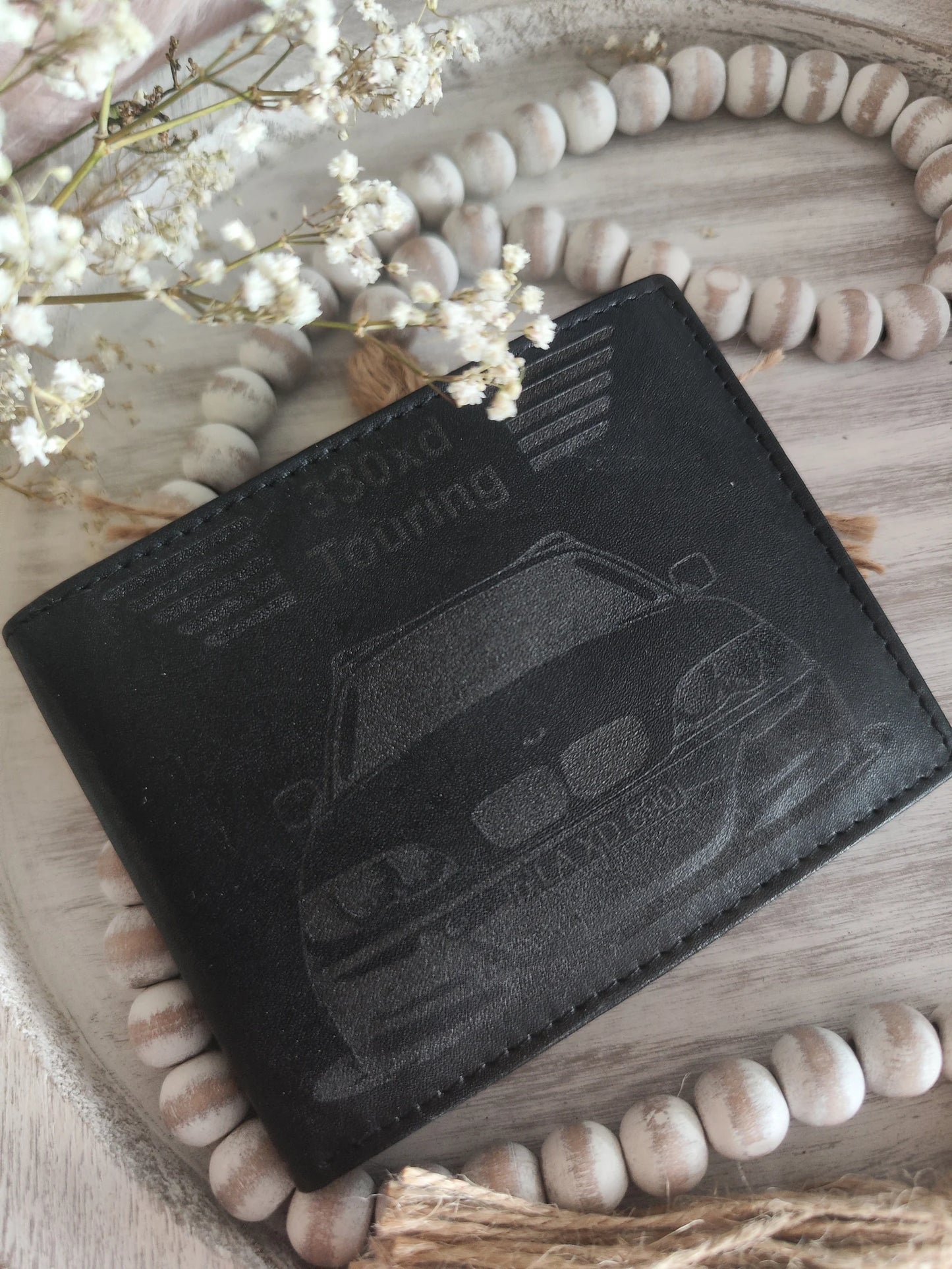 Wallet l BMW E46 custom engraving personalized name محفظة بوك بيام مع حفر خاص وميزة باسمك حسب رغبتك BMW Accessories 3 Serious Accessories