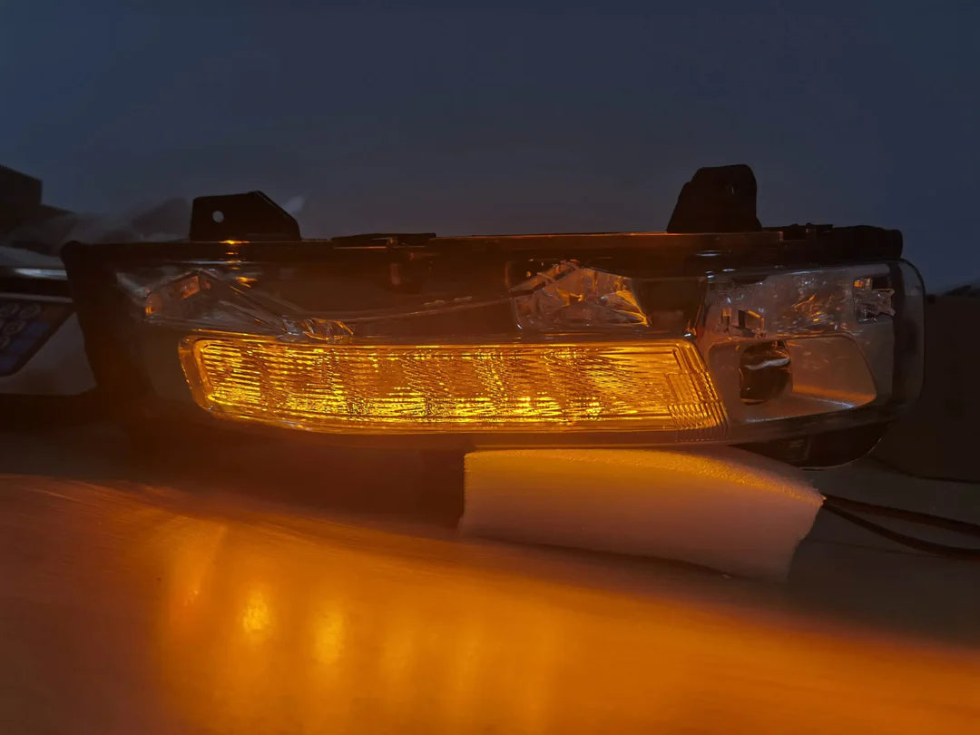 Used Fog Lights 2018-2022 Ford Mustang Sequential Turn Signal Orange Fog Lamps Ford Mustang- 1 Pair لون برتقالي ليتات كشافات ضباب موستنج