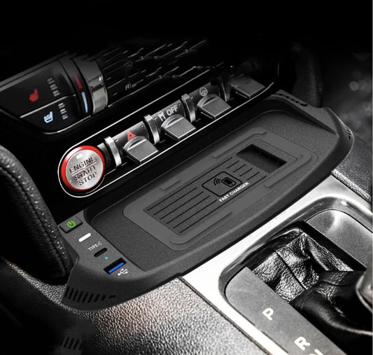 Ford Mustang 2015-2021 Car wireless charger شاحن سريع فورد موستنج