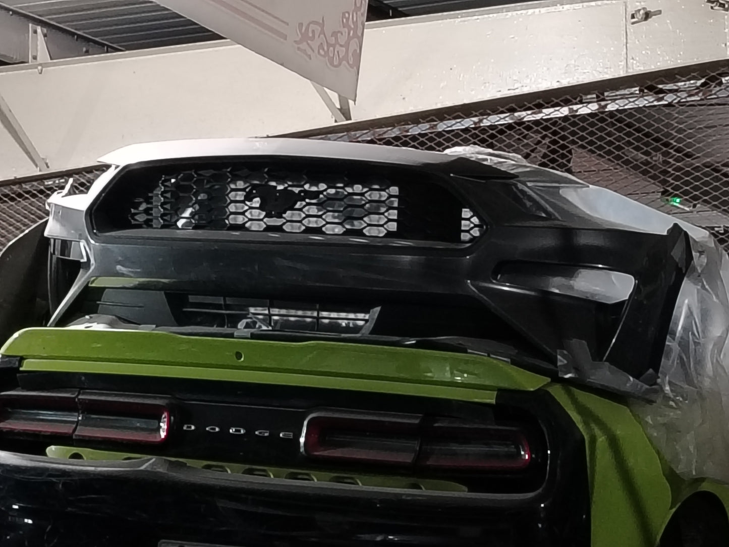 Used Ford Mustang 2018 to 2023 Front Bumper – 8 Cylinder, صدام أمامي مستخدم لفورد موستانج 2018 إلى 2023 – 8 سلندر